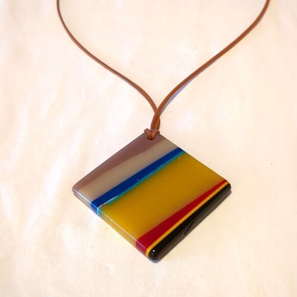 Jewelry - Colorful diamond shape long necklace